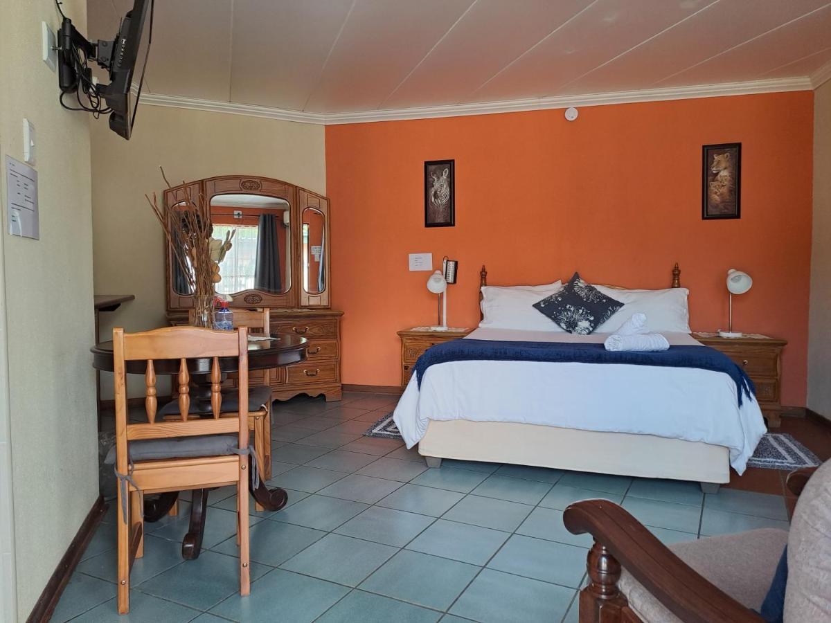 Amigos Bed & Breakfast - No Loadshedding Mbombela Екстер'єр фото