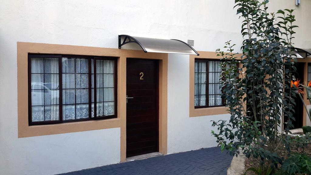 Amigos Bed & Breakfast - No Loadshedding Mbombela Екстер'єр фото