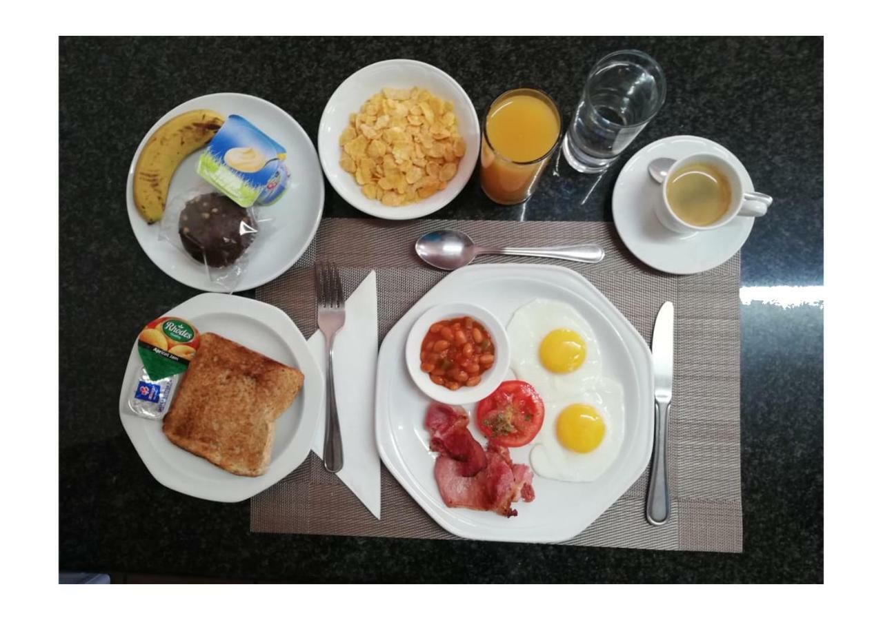 Amigos Bed & Breakfast - No Loadshedding Mbombela Екстер'єр фото
